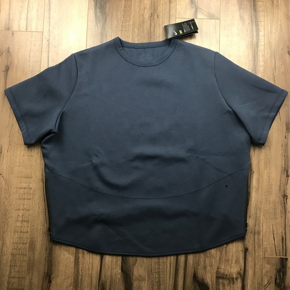 Nike Dry Womens Training Short Sleeve NEW - Picture 4 of 7